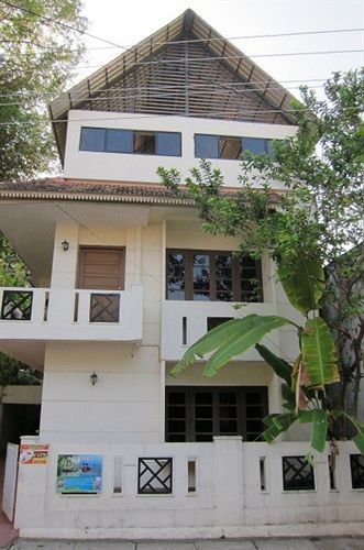 Oyo Home 63551 Pleasant Stay Near Fort Kochi Beach Extérieur photo